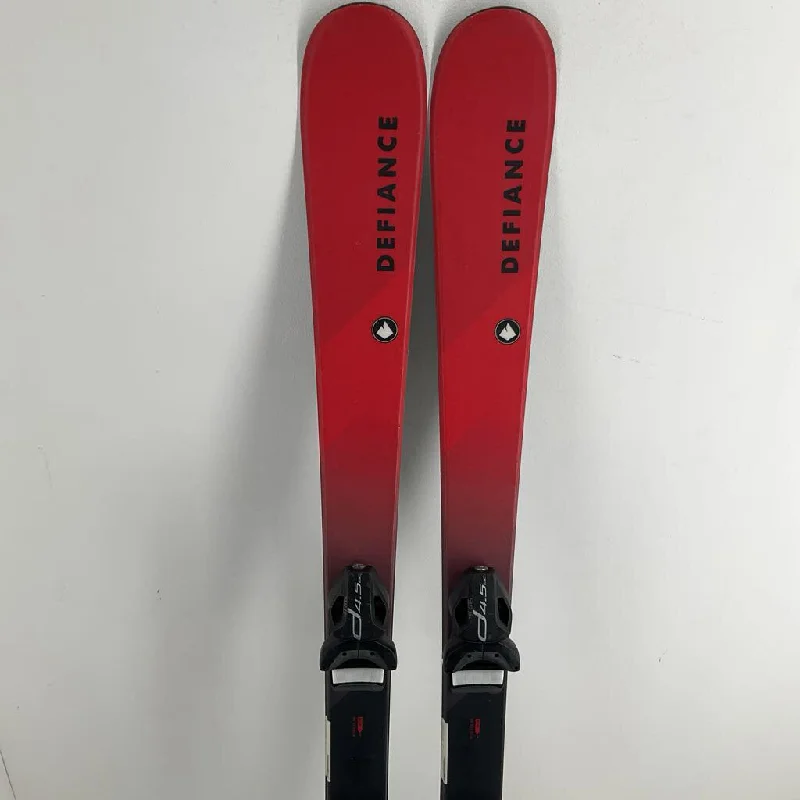 Defiance Flash w/ Defiance d4.5 ac Bindings